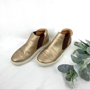 Coconut by Matisse metallic gold Harlan high top sneakers, size 6